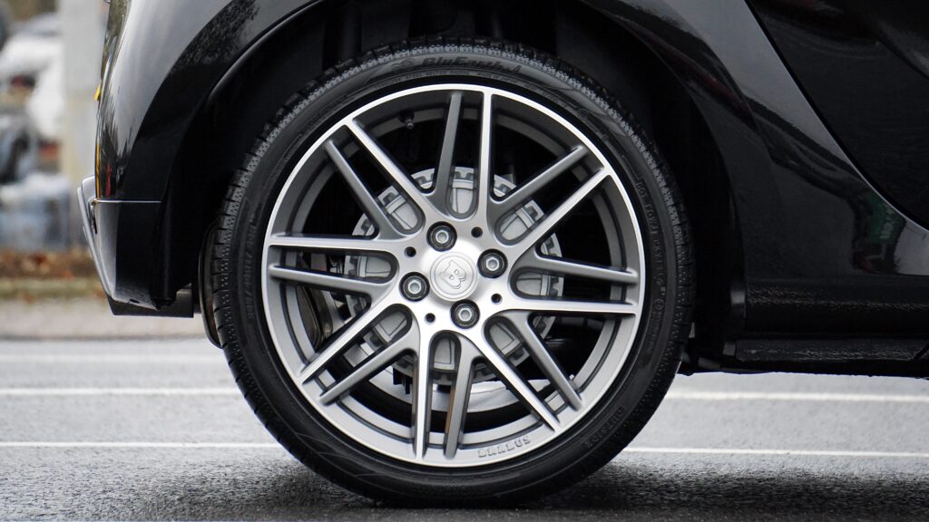 What Are The Benefits Of Having A Dedicated Set Of Summer Tires?